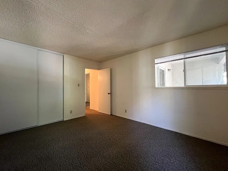 1201-1213 Eggleston St — Photo 11