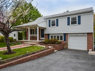 704 N Henderson Rd, King Of Prussia, PA 19406
