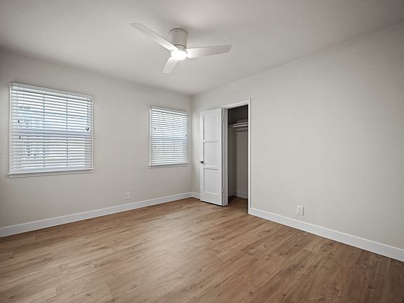 5th image of 1645 Courtney Ave APT 3