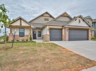 4900 Misty Wood Ln, Mustang, OK 73064