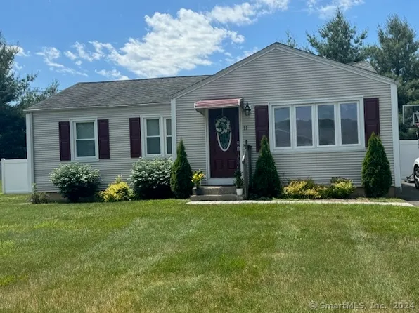 11 Ash Street, North Haven, CT 06473