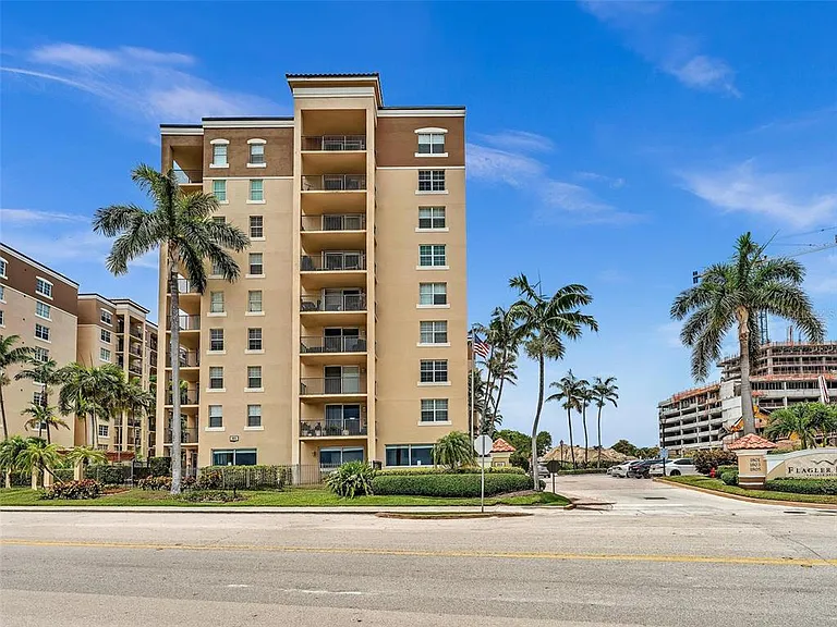 1801 N Flagler Dr #416 — Photo 39