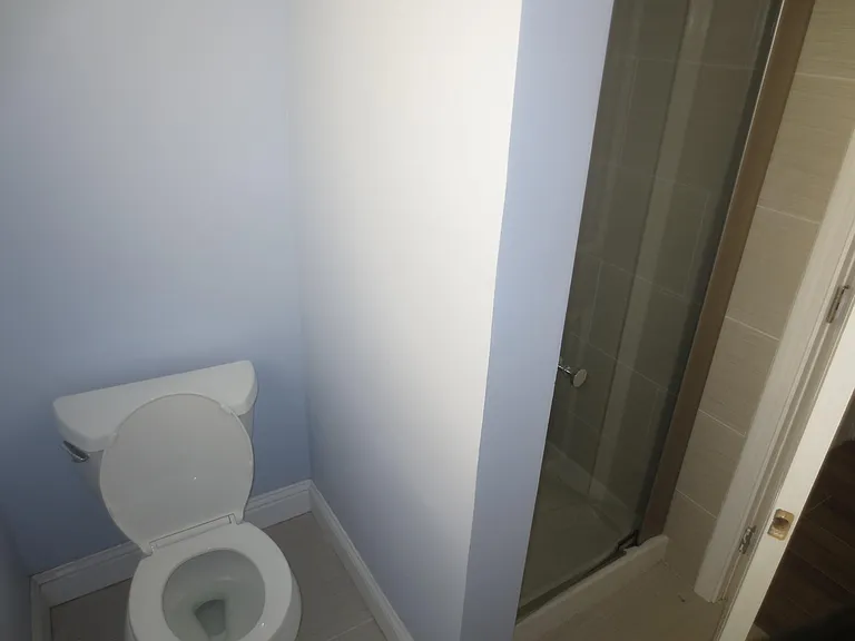 633 Kains Ave — Photo 8