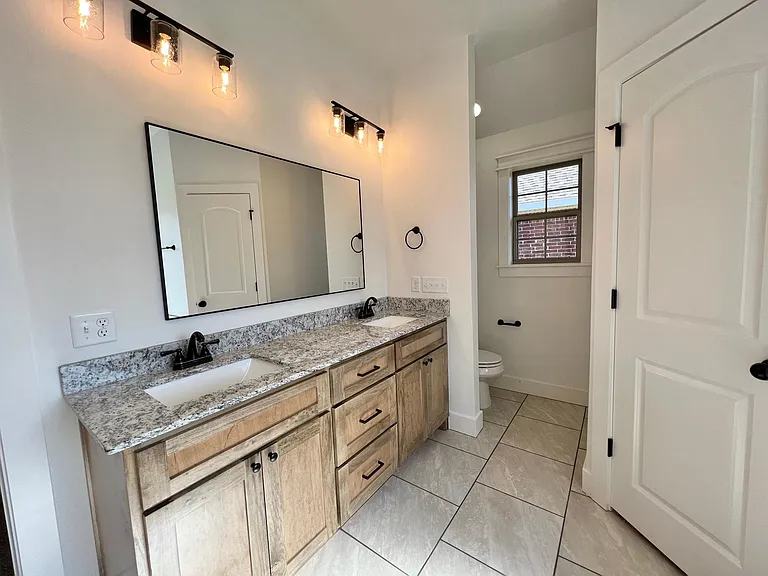 975 Sugar Pine St — Photo 12