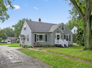 952 Dekalb Ave, Sycamore, IL 60178