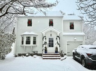 59 Rugby Rd, Cedar Grove, NJ 07009