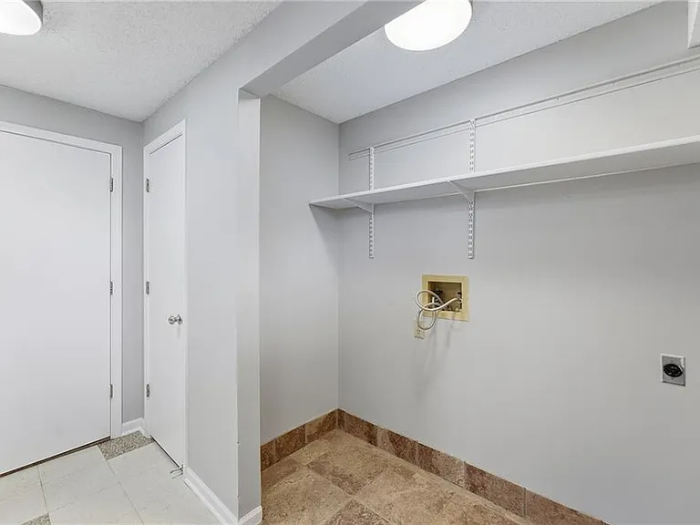 11811 Slater St — Photo 25