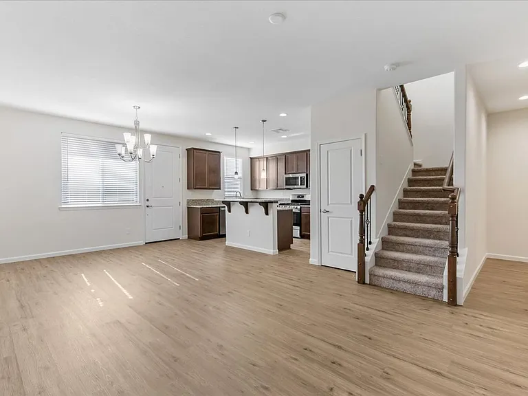 2261 Shady Canyon Dr — Photo 9