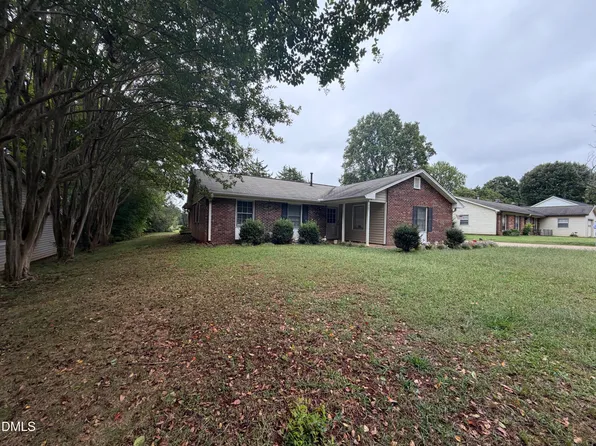 305 Westminster Dr, Elon, NC 27244