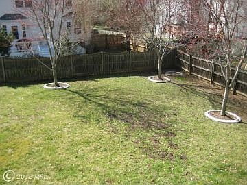3rd image of 26 Arbor Ln