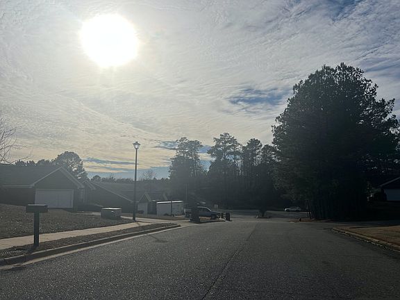 4th image of 6107 Mistywood Dr
