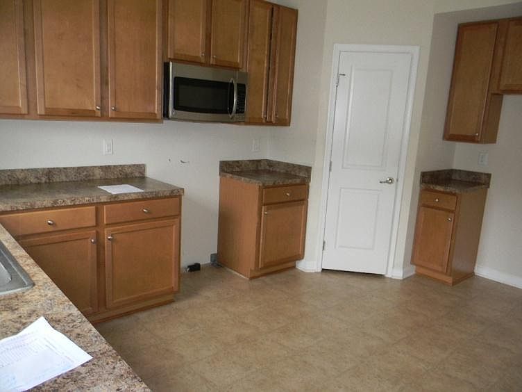2nd image of 7024 Bolelyn Way