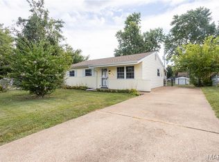 834 Weedel Dr, Arnold, MO 63010