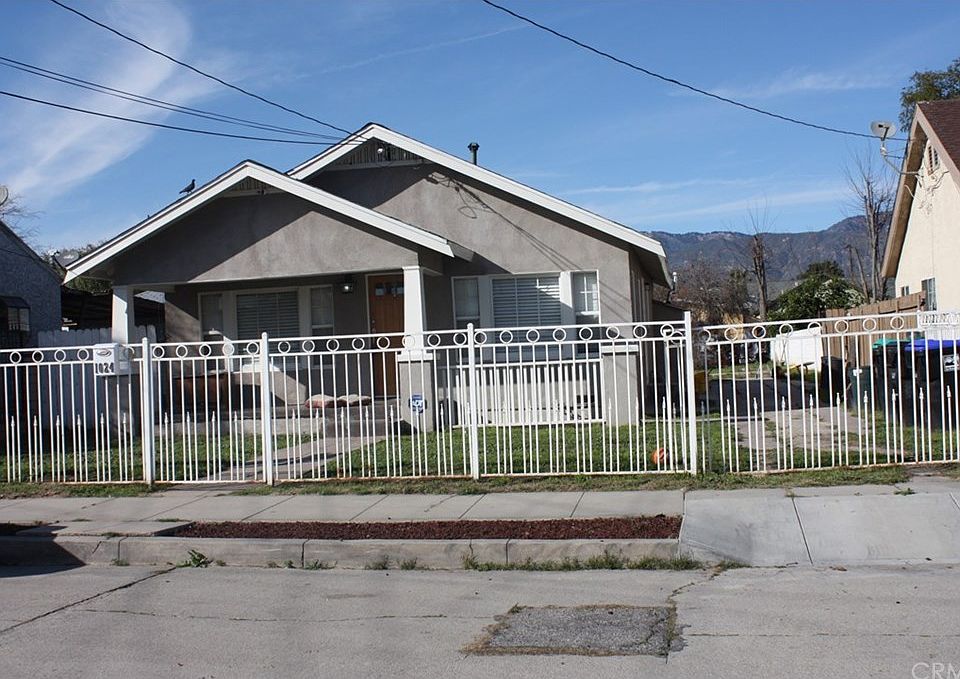 1st image of 1024 W 15th St