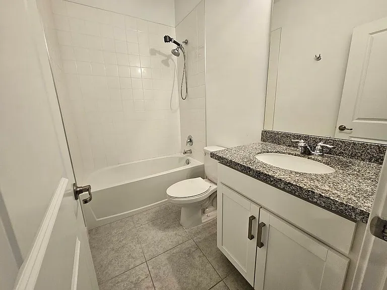 8641 Lake Worth Rd — Photo 6