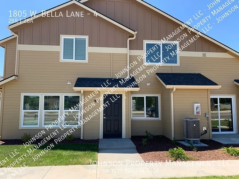 1805 W Bella Ln #4 — Photo 2