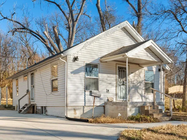 3662 Bedford Ave, Omaha, NE 68111