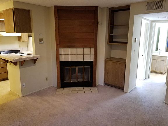5th image of 4470 Bancroft St APT 2