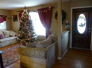 127 Willow View Dr, Carlisle, PA 17013