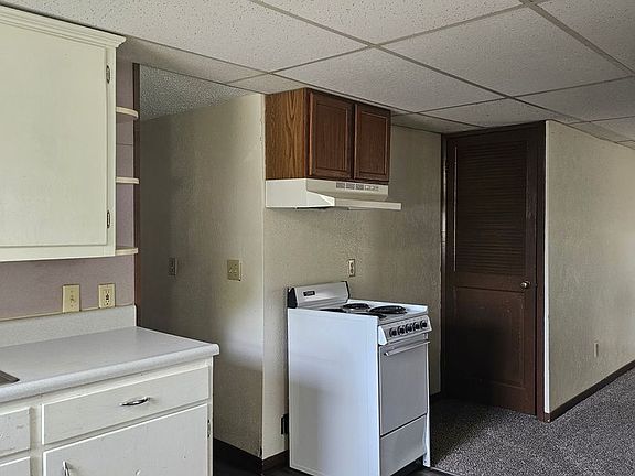 4th image of 108 Ordway Ave
