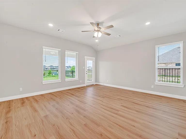2216 Inglenook Grove Dr — Photo 37