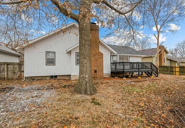 2145 S Todd Ave — Photo 32