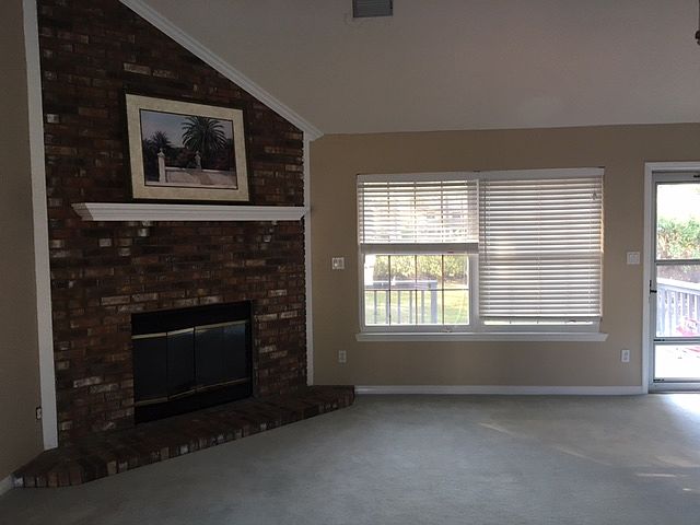 1st image of 1136 Troon Dr W