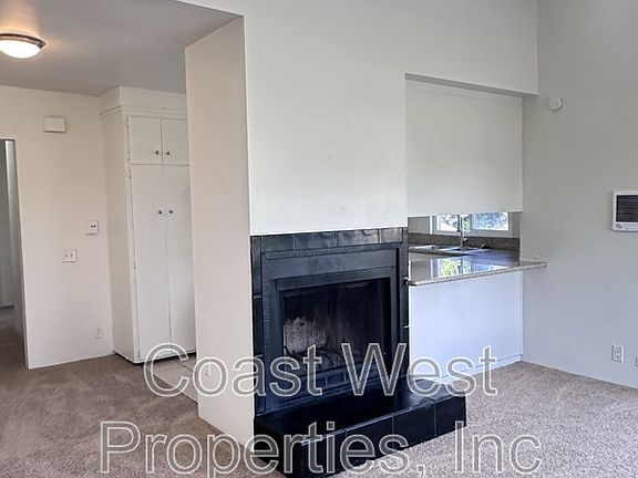 4th image of 4377 W Point Loma Blvd APT A