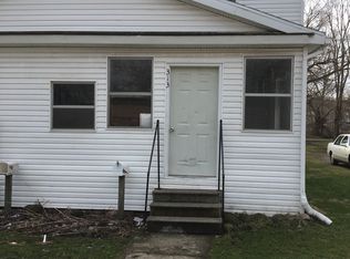 313 E Trail St, Jackson, MI 49201