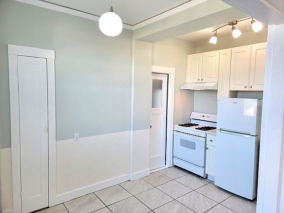 2nd image of 1000 Judah St #304