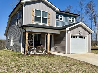 175 Woodland Ct, Clarksville, TN 37040