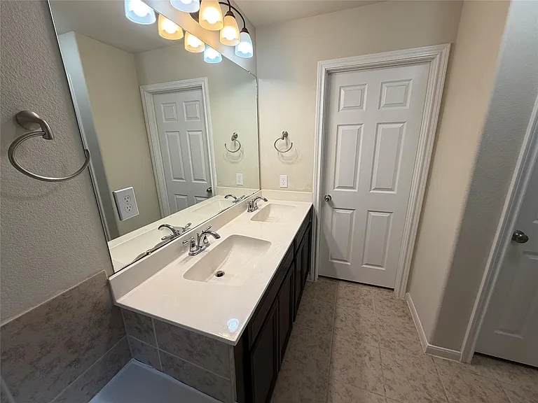 8630 Brookdale Park Ln — Photo 14