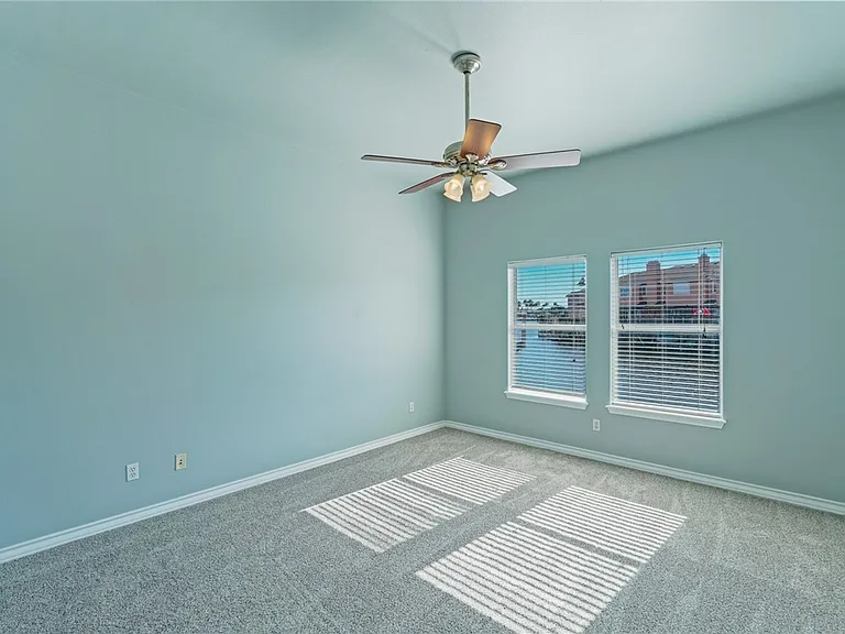 15410 Grass Cay Ct — Photo 23
