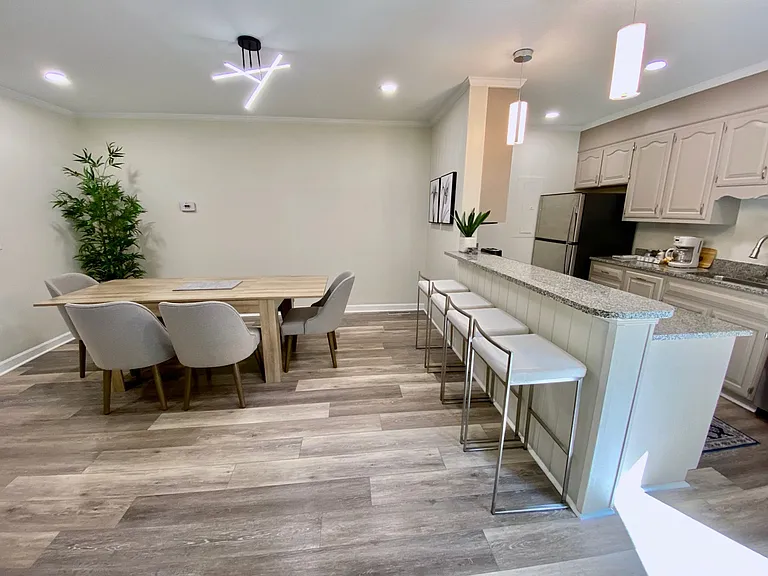 233 N Main St #403 — Photo 11