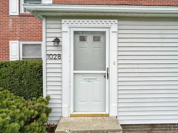 1026 and 1028 Fleming Street