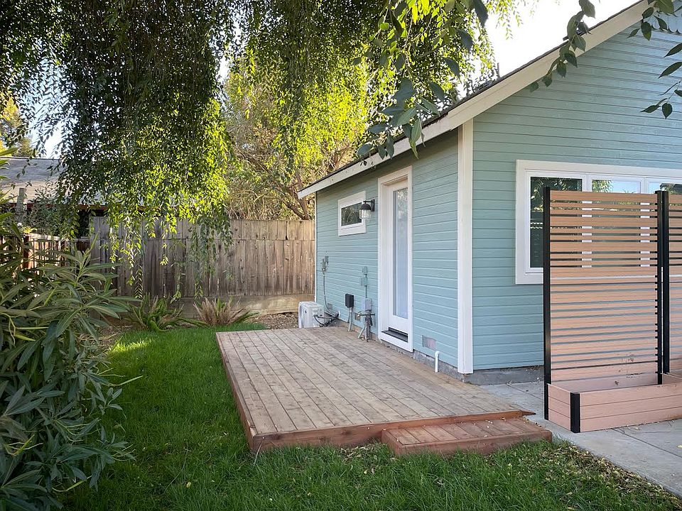 1st image of 474 Coe Ave #2