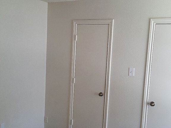 5th image of 1318 Bluffview Dr APT 1