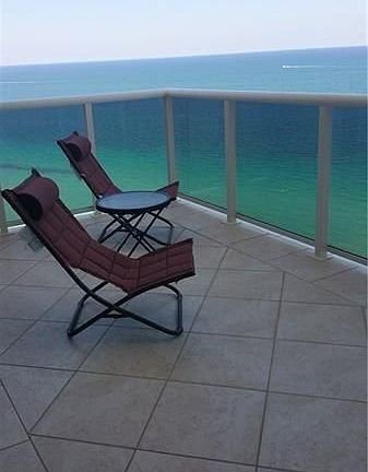 3rd image of 19111 Collins Ave APT 1908