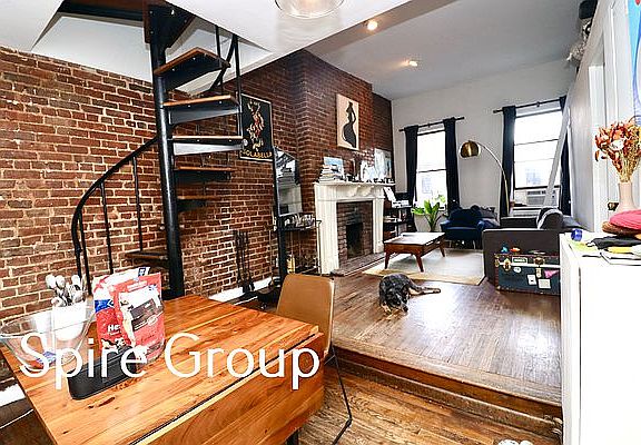 5th image of 38 W 73rd St APT 4A