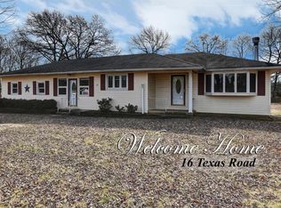16 Texas Rd, Monroe Township, NJ 08831