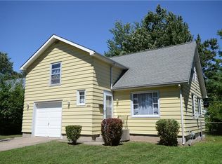 300 Ellen Dr, Cheektowaga, NY 14225