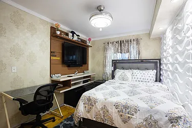 Rented by Sally Raia LLC