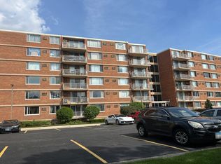 2201 S Highland Ave APT 1K, Lombard, IL