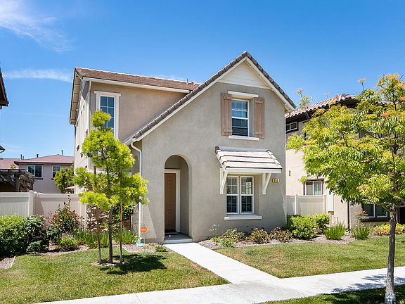 2nd image of 530 Nile River Dr