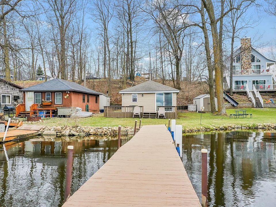 3413 Lau Ln, Brillion, WI 54110 Zillow