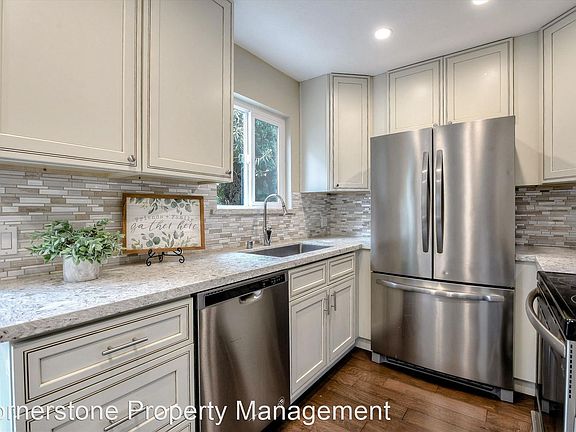 5th image of 1137 Brace Ave APT 2