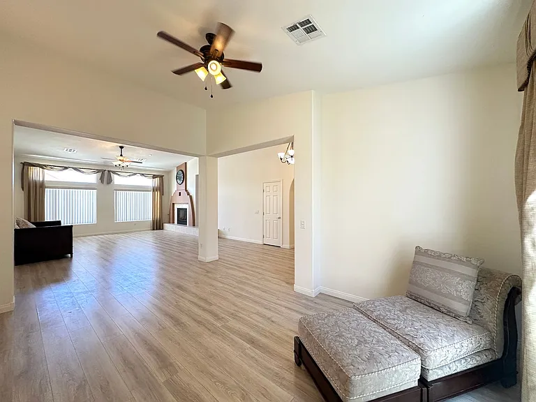 8228 Weeping Springs Ave — Photo 9