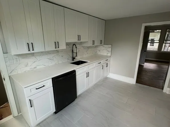 34 S Main St, Terryville, CT 06786