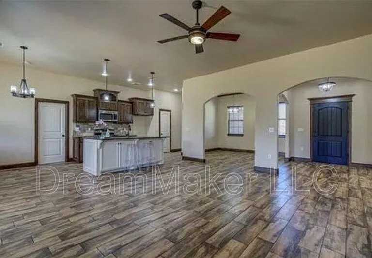 1712 Appaloosa Dr — Photo 3