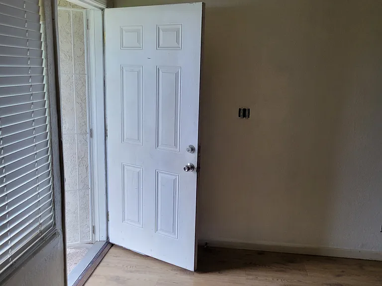 4120 David Dr — Photo 8